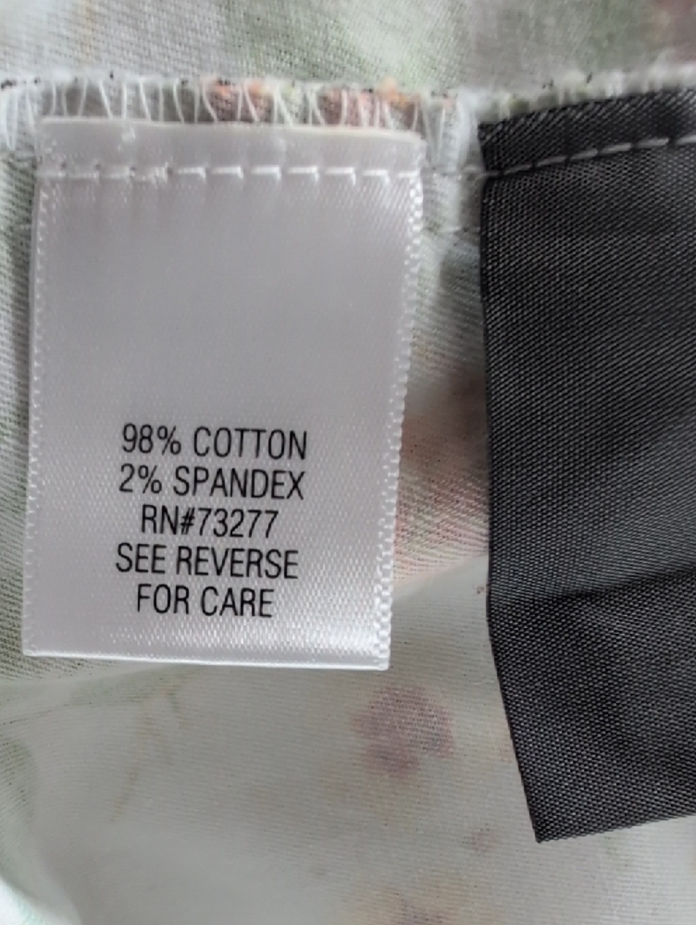 Disney Alice Floral Print White Crop Pants with Green and Orange Accents - Picture 3 of 9